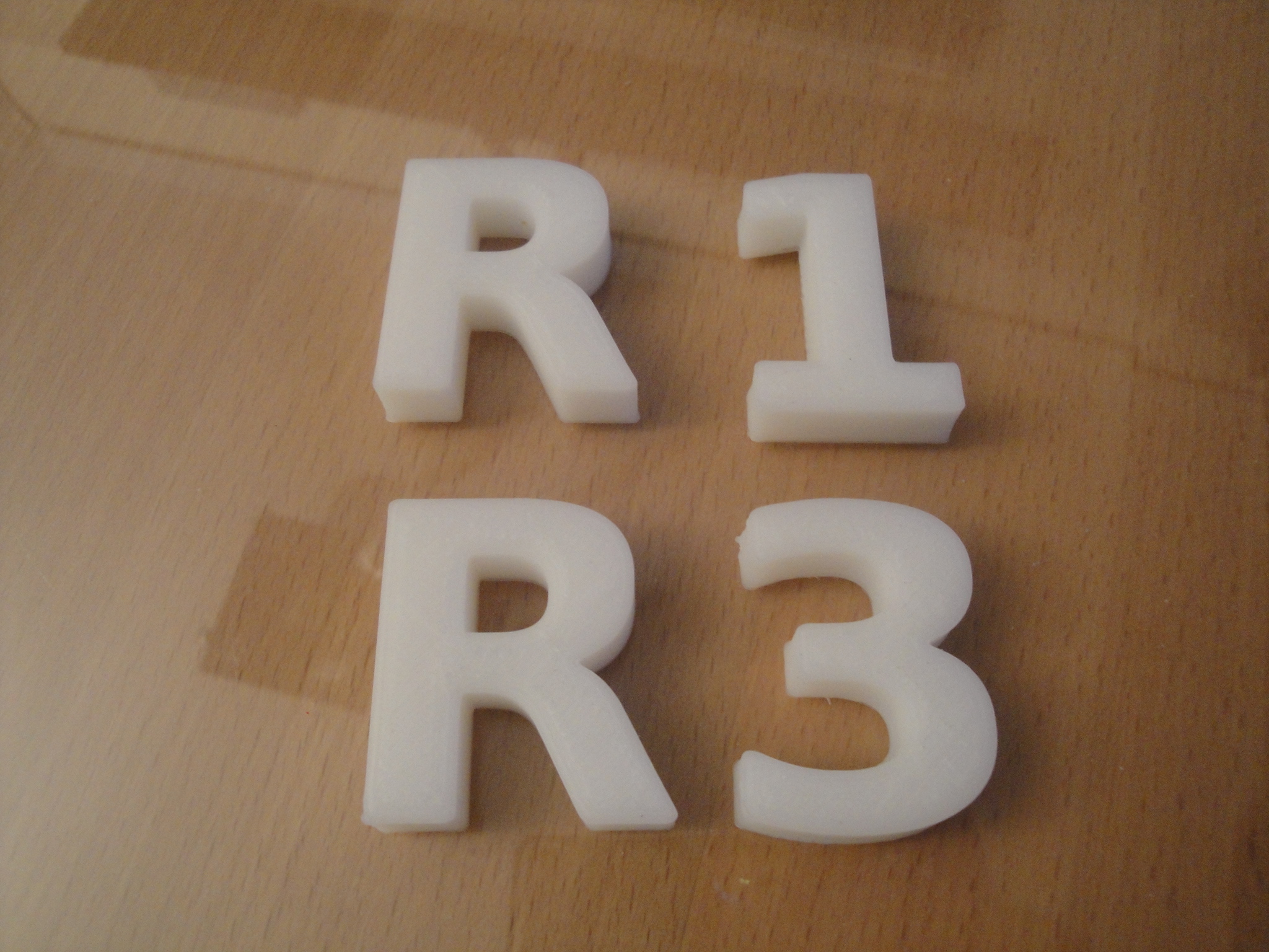 Letras para R1 y R3 (click para ampliar)
